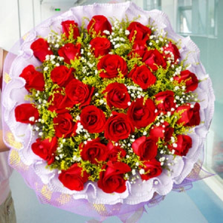 Magnificent Red Roses - 36 Stems Bouquet