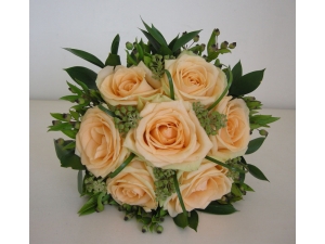 Gorgeous Peach - 6 Stems Bouquet