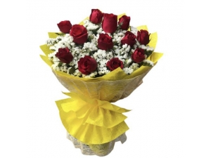 12 Red Roses Bouquet