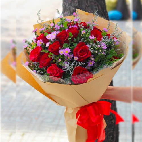 12 Red Roses Bouquet