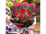 12 Red Roses Bouquet