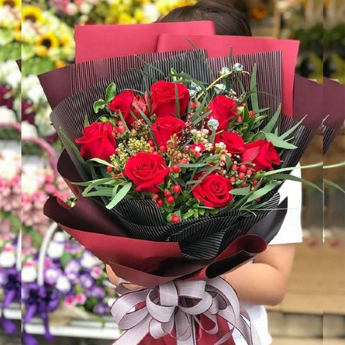 12 Red Roses Bouquet