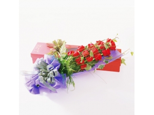 12 Red Roses Bouquet
