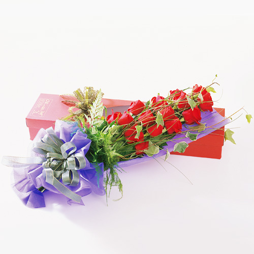 12 Red Roses Bouquet