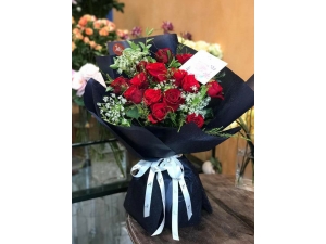 12 Red Roses Bouquet