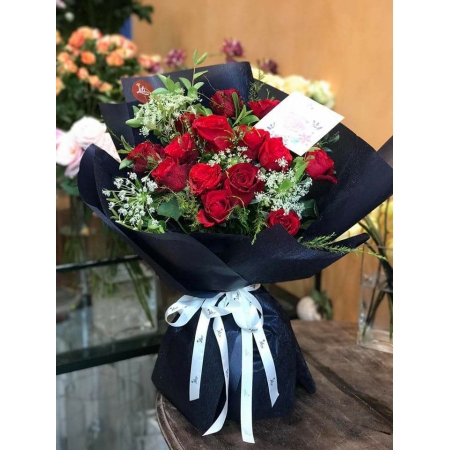 12 Red Roses Bouquet